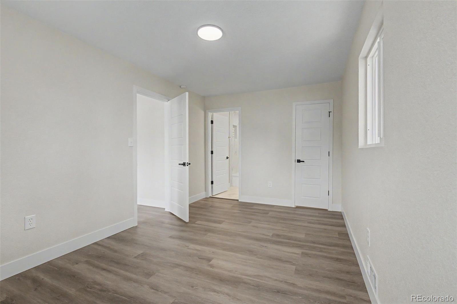 MLS Image #23 for 901 s raleigh street,denver, Colorado
