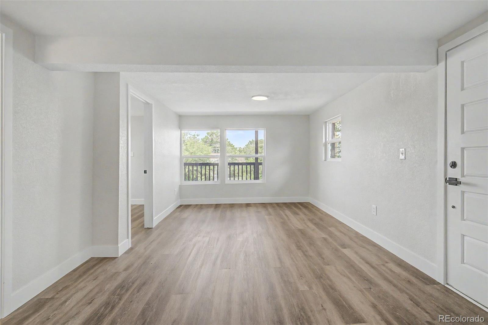MLS Image #30 for 901 s raleigh street,denver, Colorado