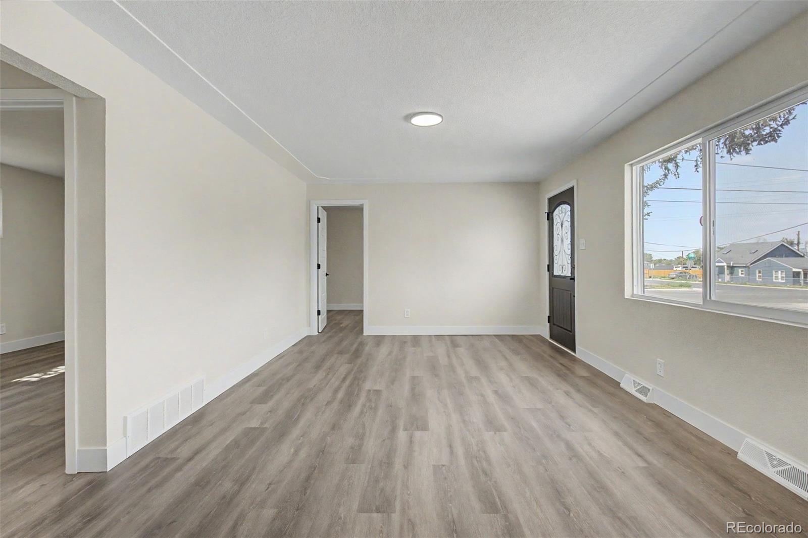 MLS Image #6 for 901 s raleigh street,denver, Colorado