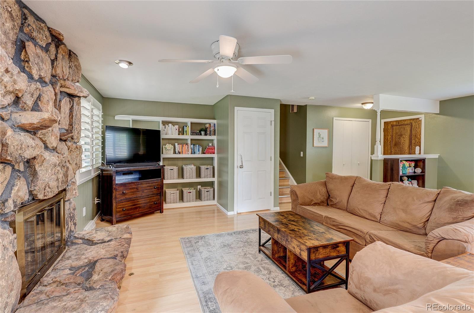 MLS Image #4 for 8186 e girard avenue,denver, Colorado