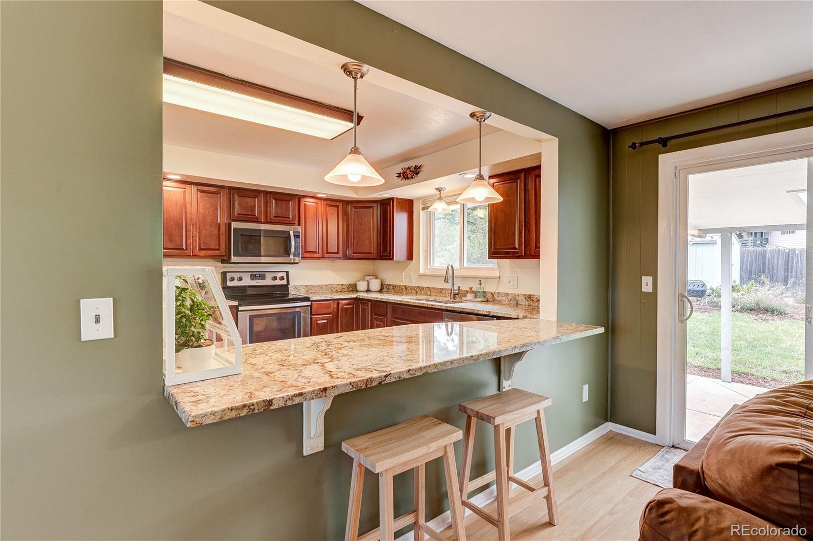 MLS Image #5 for 8186 e girard avenue,denver, Colorado
