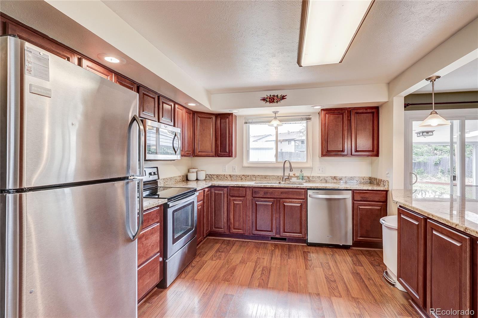 MLS Image #6 for 8186 e girard avenue,denver, Colorado