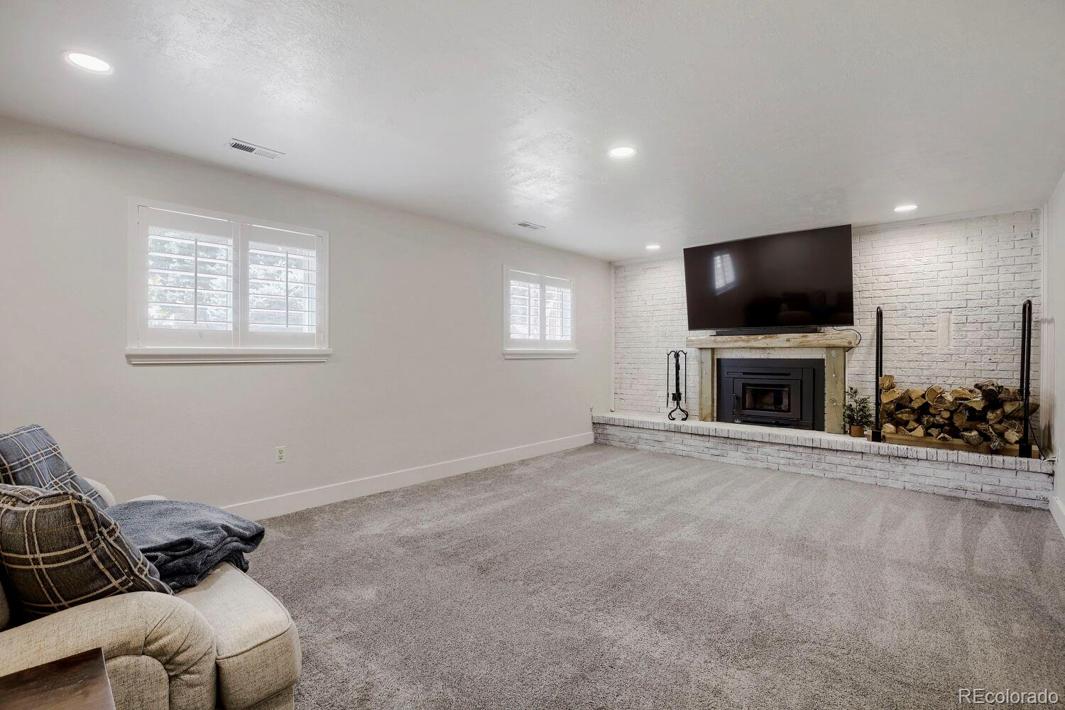 MLS Image #17 for 16729  county road 7 ,mead, Colorado