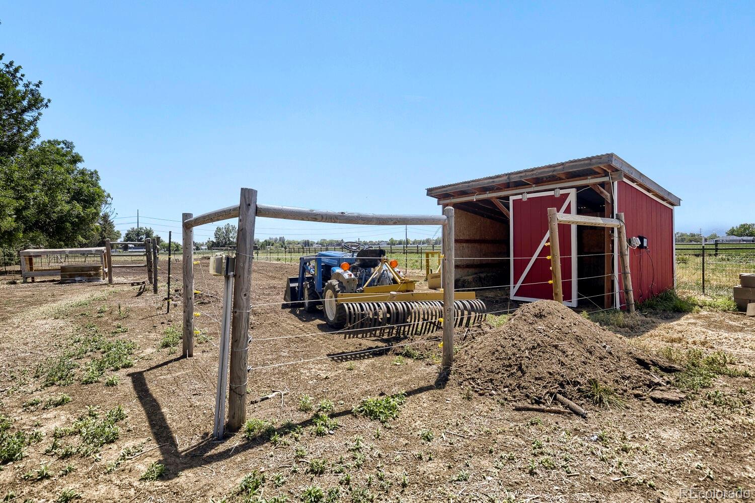 MLS Image #35 for 16729  county road 7 ,mead, Colorado
