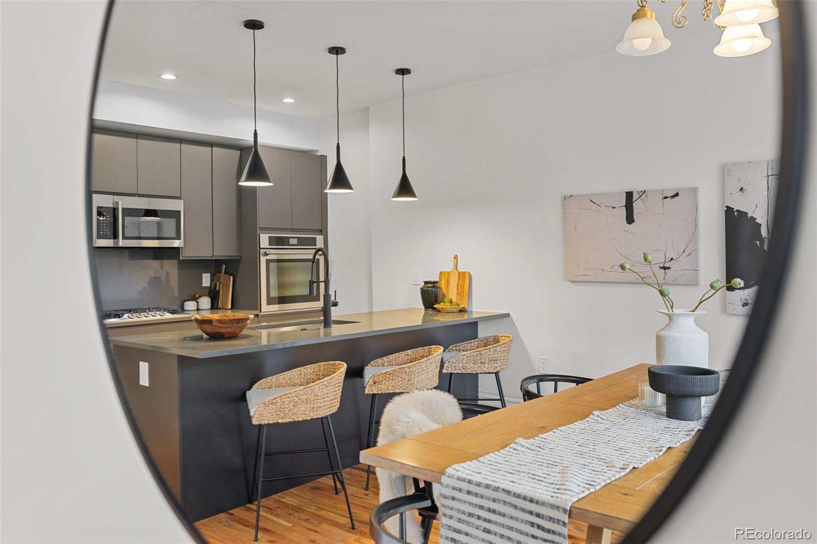 MLS Image #18 for 1442  stuart street,denver, Colorado