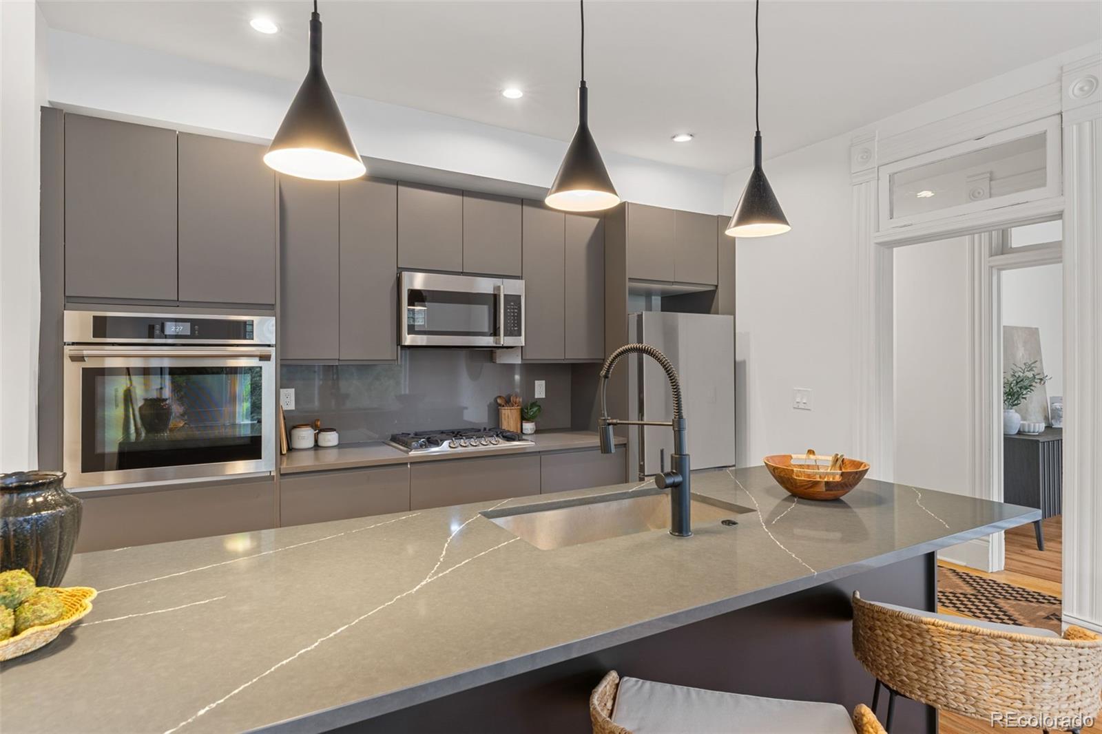 MLS Image #20 for 1442  stuart street,denver, Colorado