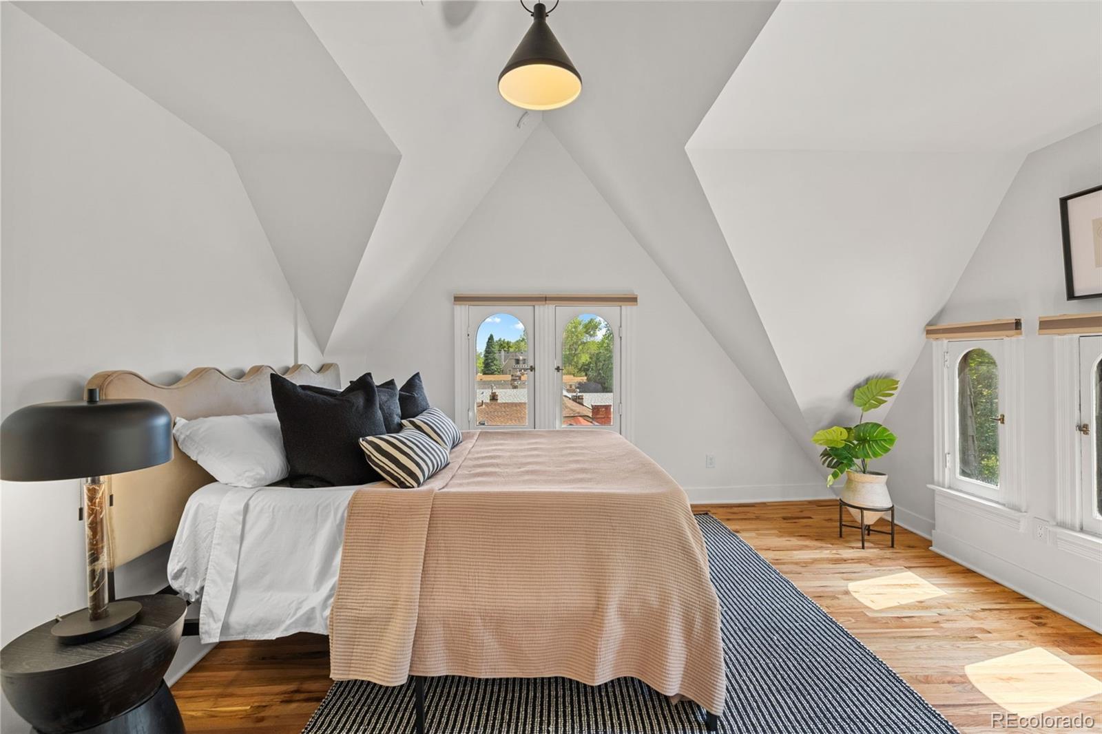 MLS Image #26 for 1442  stuart street,denver, Colorado