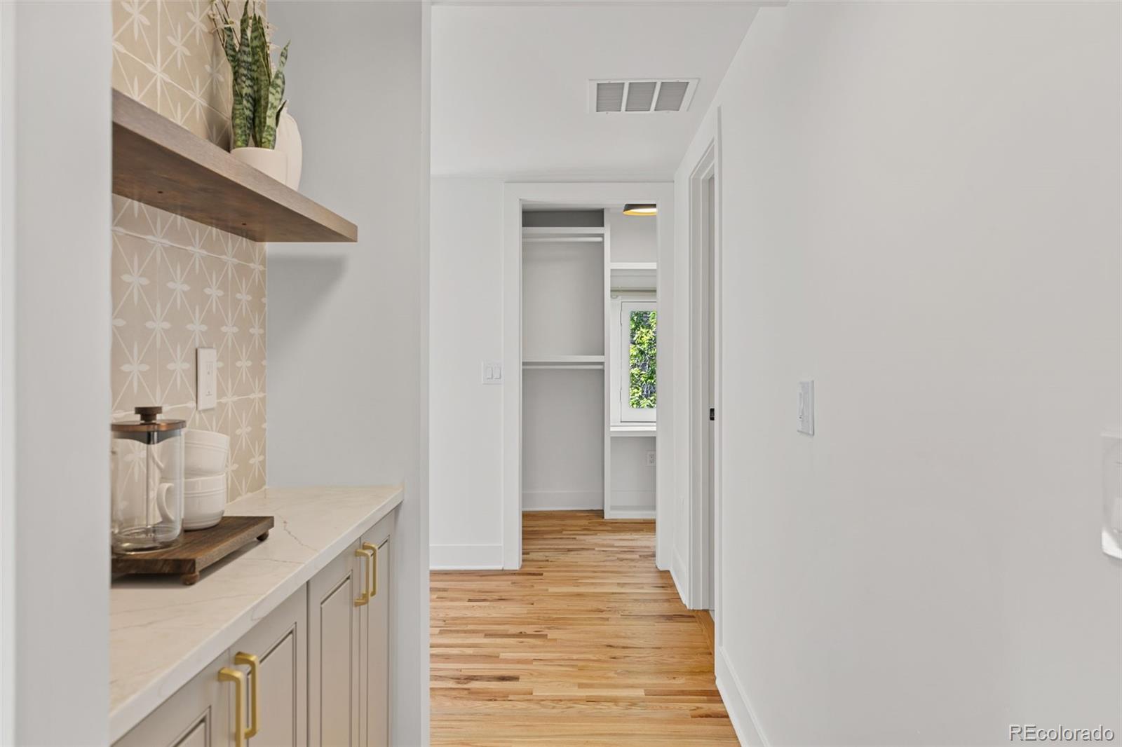 MLS Image #29 for 1442  stuart street,denver, Colorado