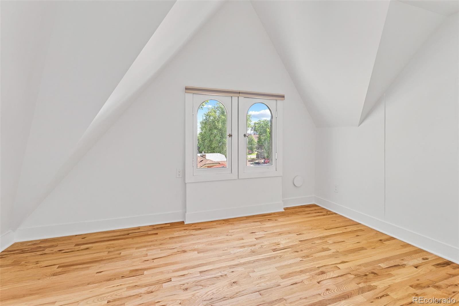 MLS Image #36 for 1442  stuart street,denver, Colorado