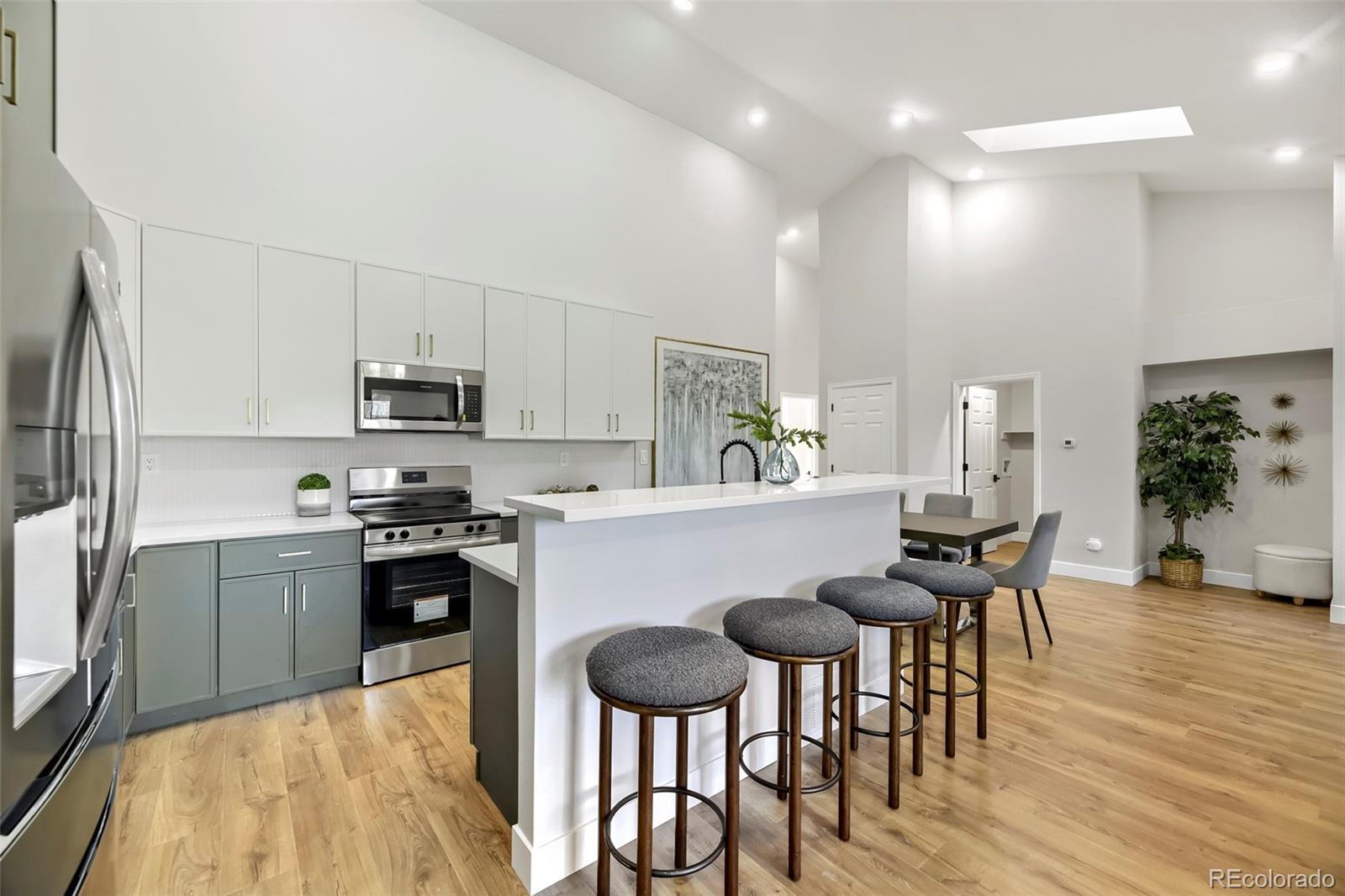 MLS Image #2 for 6826 w 84th circle,arvada, Colorado