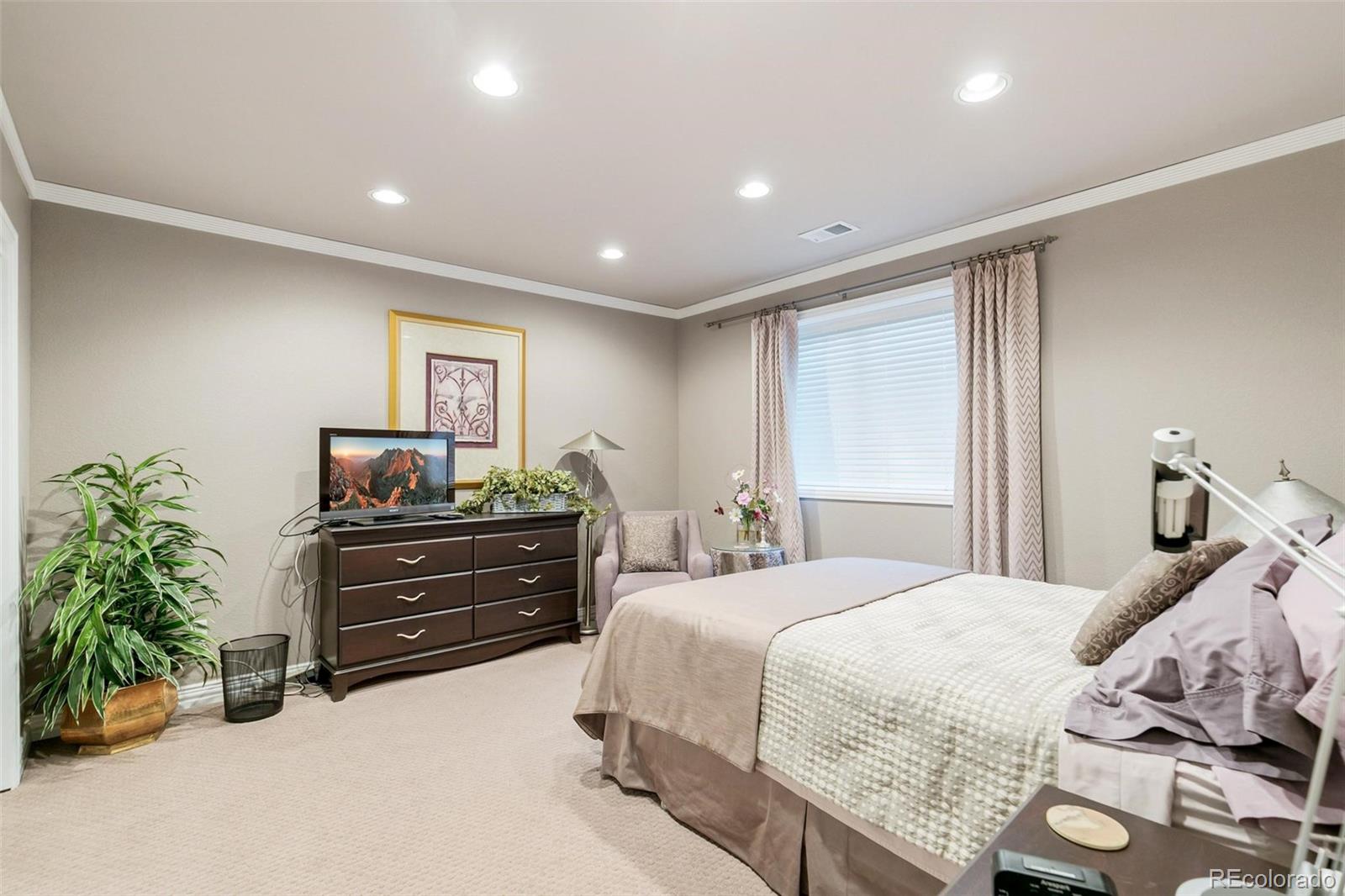 MLS Image #27 for 1011 s valentia street,denver, Colorado