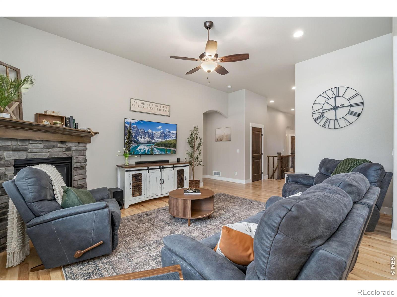 MLS Image #11 for 488  vermilion peak drive,windsor, Colorado