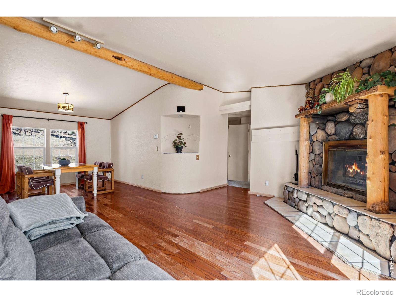 MLS Image #7 for 39  mount sherman court,livermore, Colorado