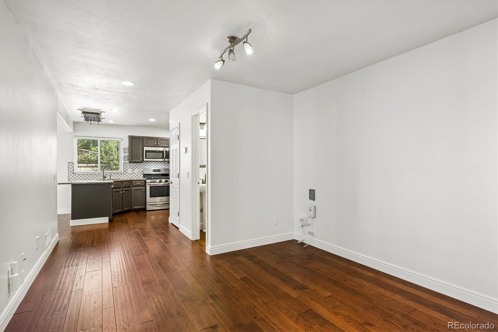 MLS Image #11 for 585  arden circle,littleton, Colorado