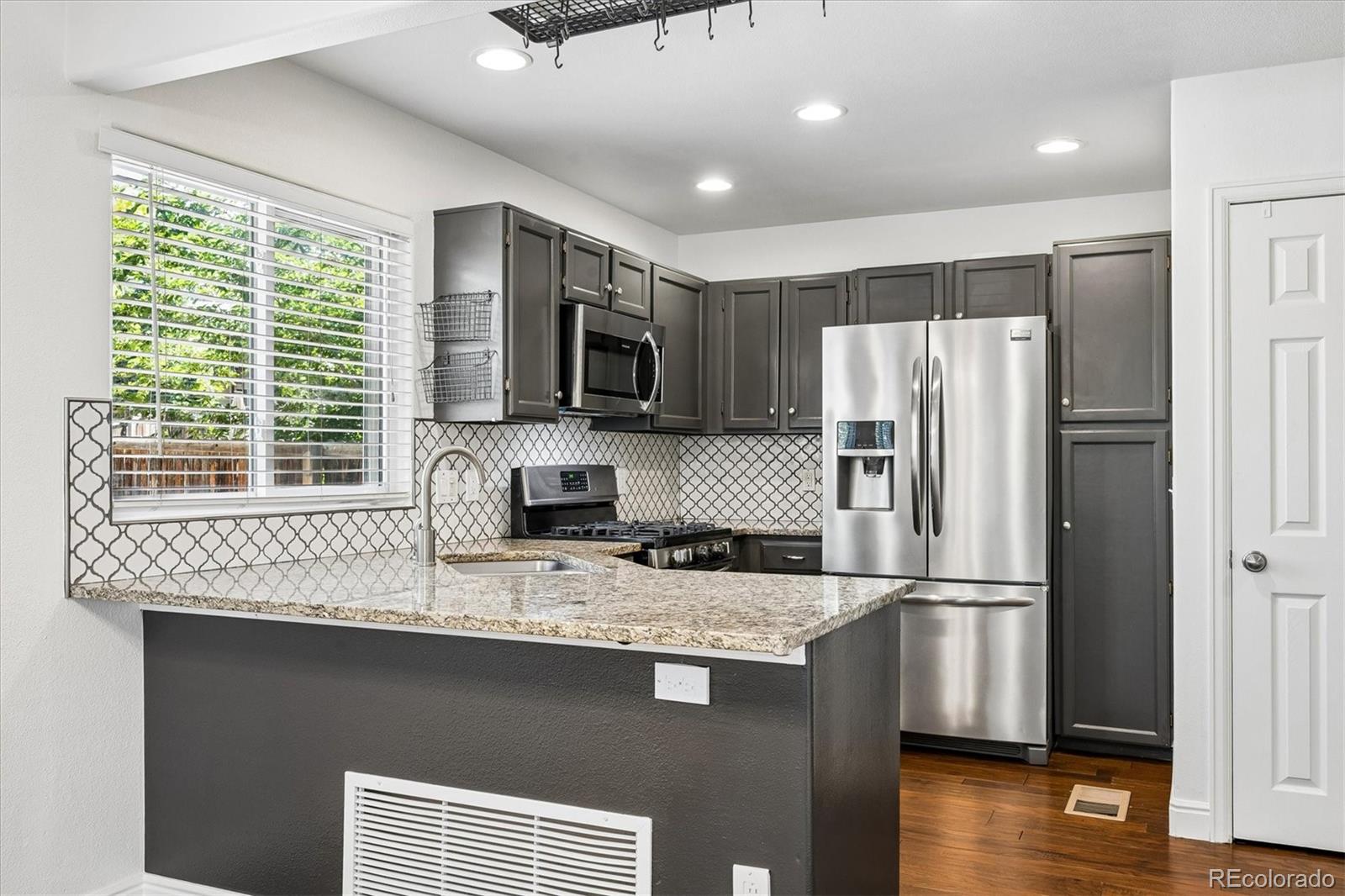 MLS Image #7 for 585  arden circle,littleton, Colorado