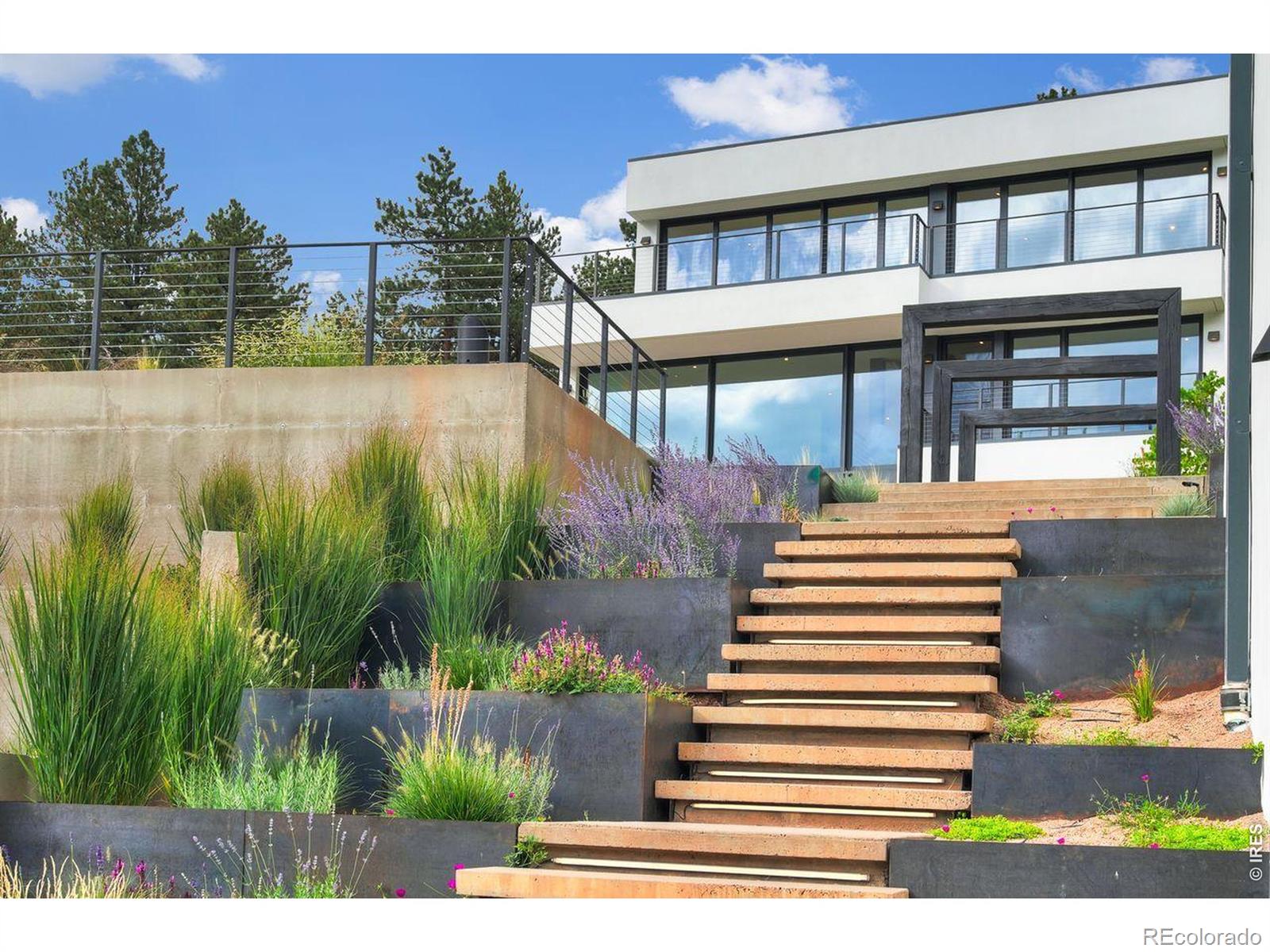 MLS Image #10 for 228  lion point,boulder, Colorado
