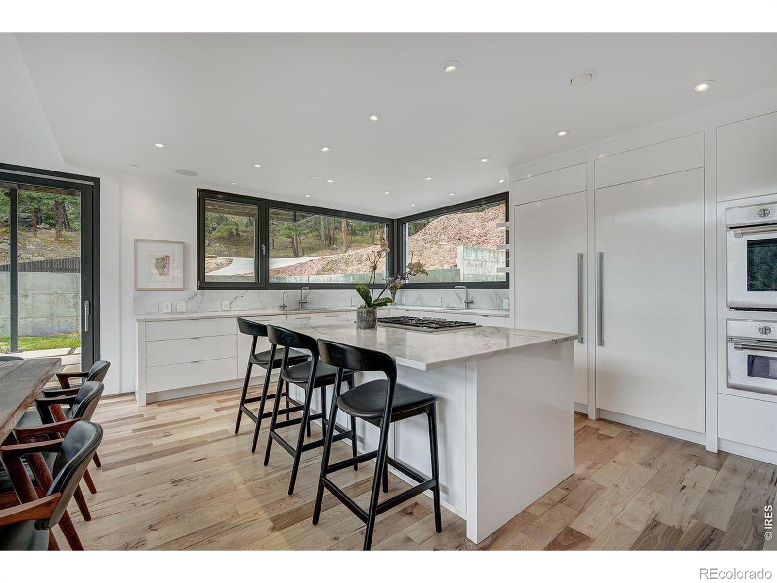 MLS Image #16 for 228  lion point,boulder, Colorado