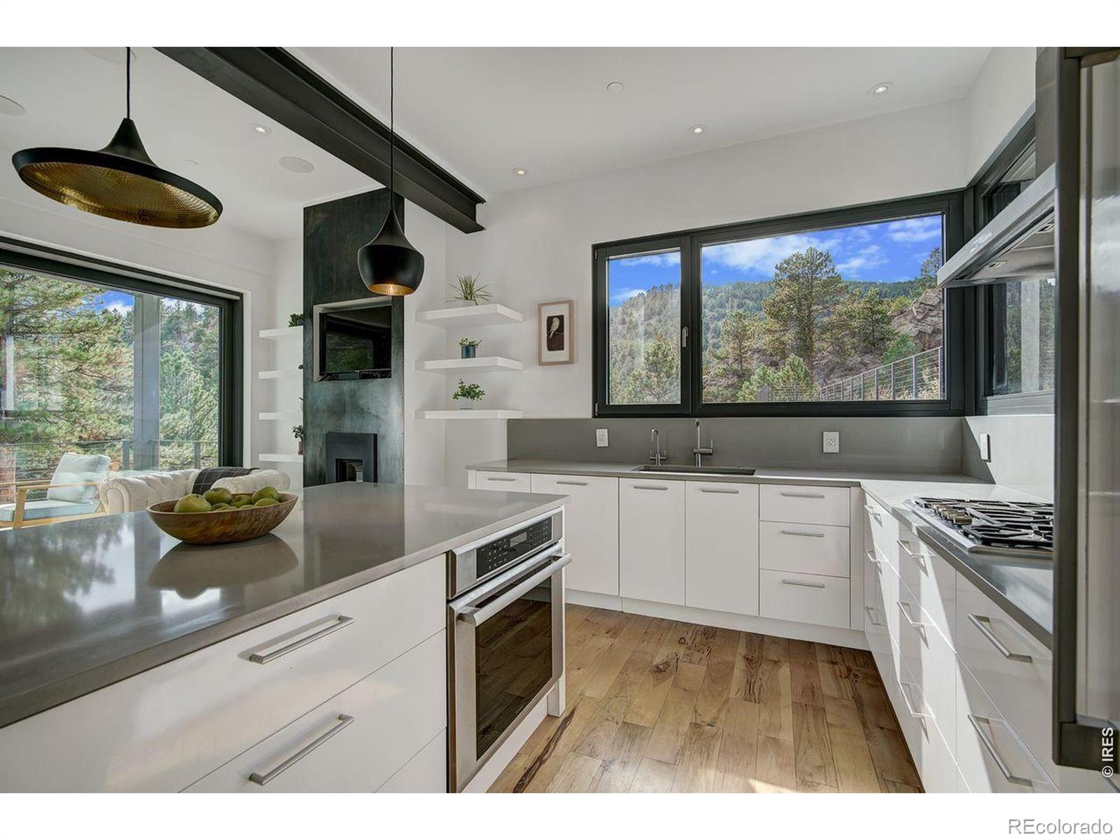 MLS Image #17 for 228  lion point,boulder, Colorado
