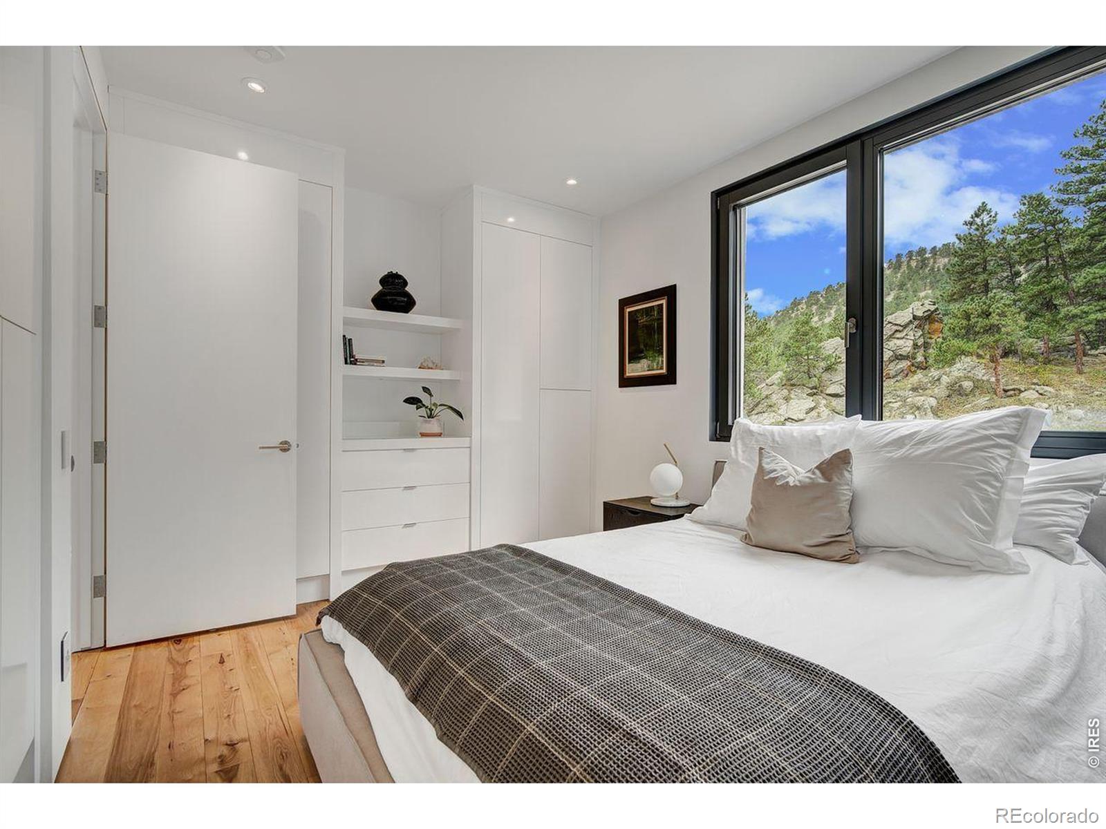 MLS Image #40 for 228  lion point,boulder, Colorado