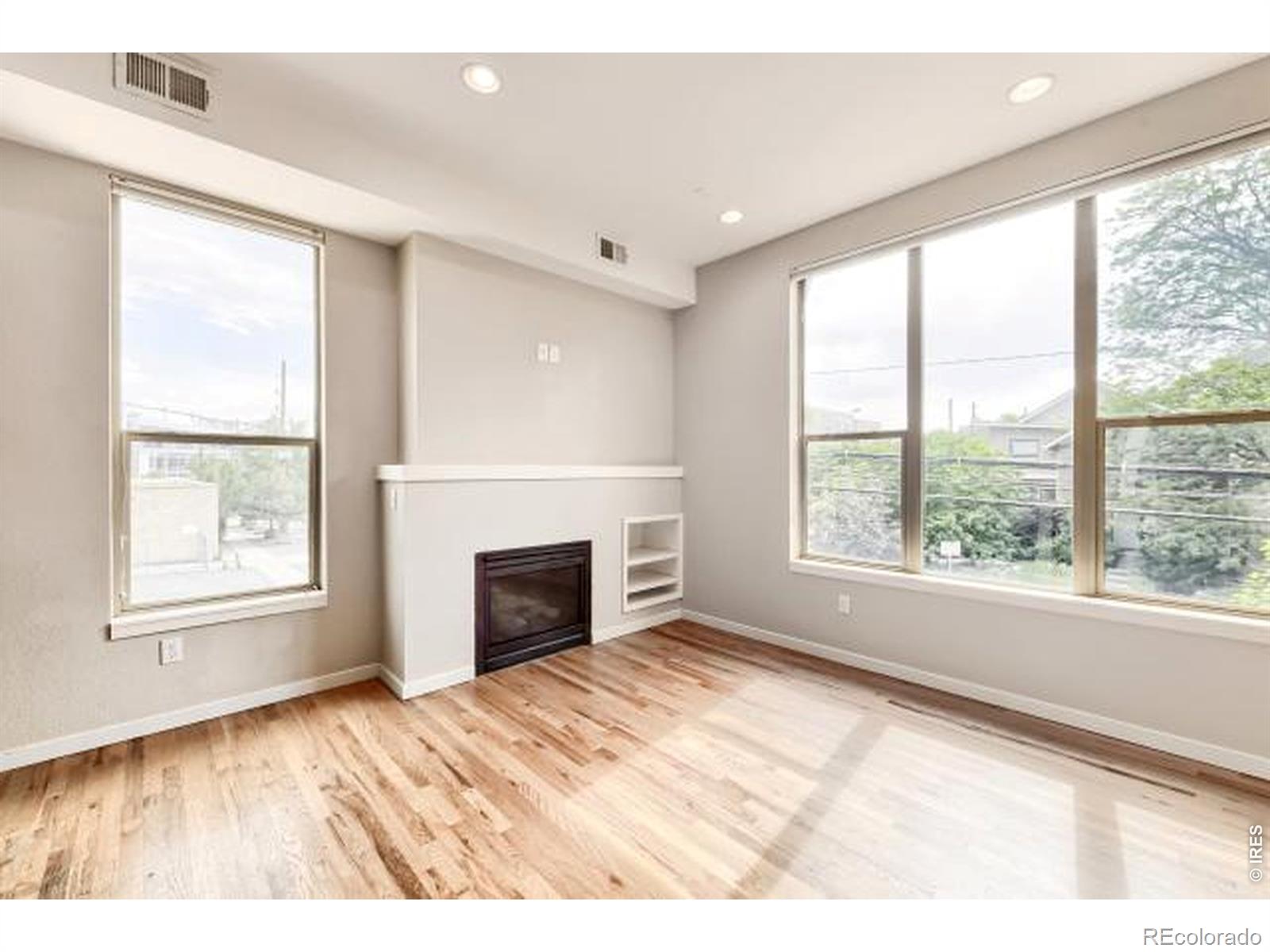 MLS Image #7 for 2100 n clay street,denver, Colorado