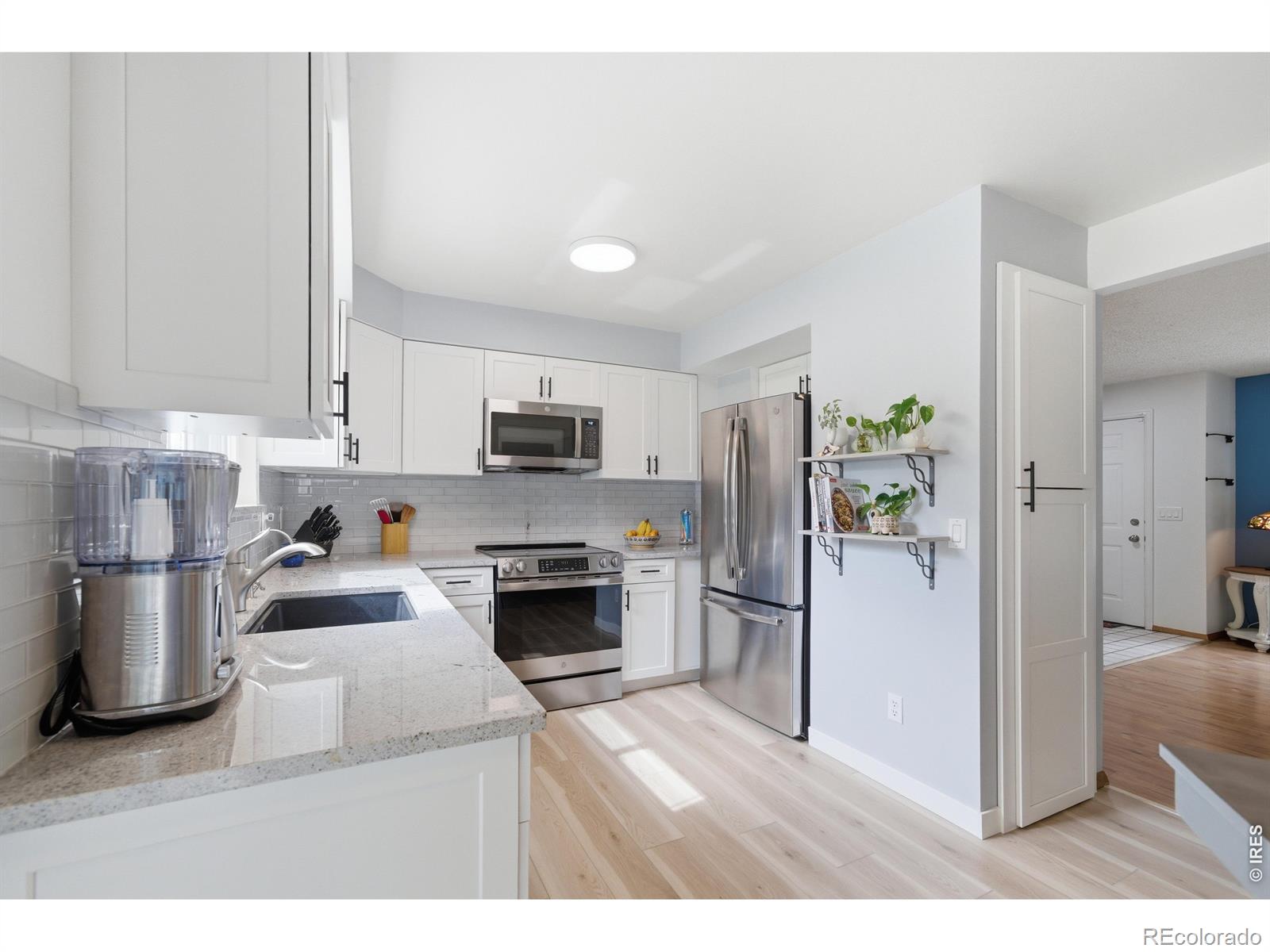 MLS Image #6 for 3107  worthington avenue,fort collins, Colorado
