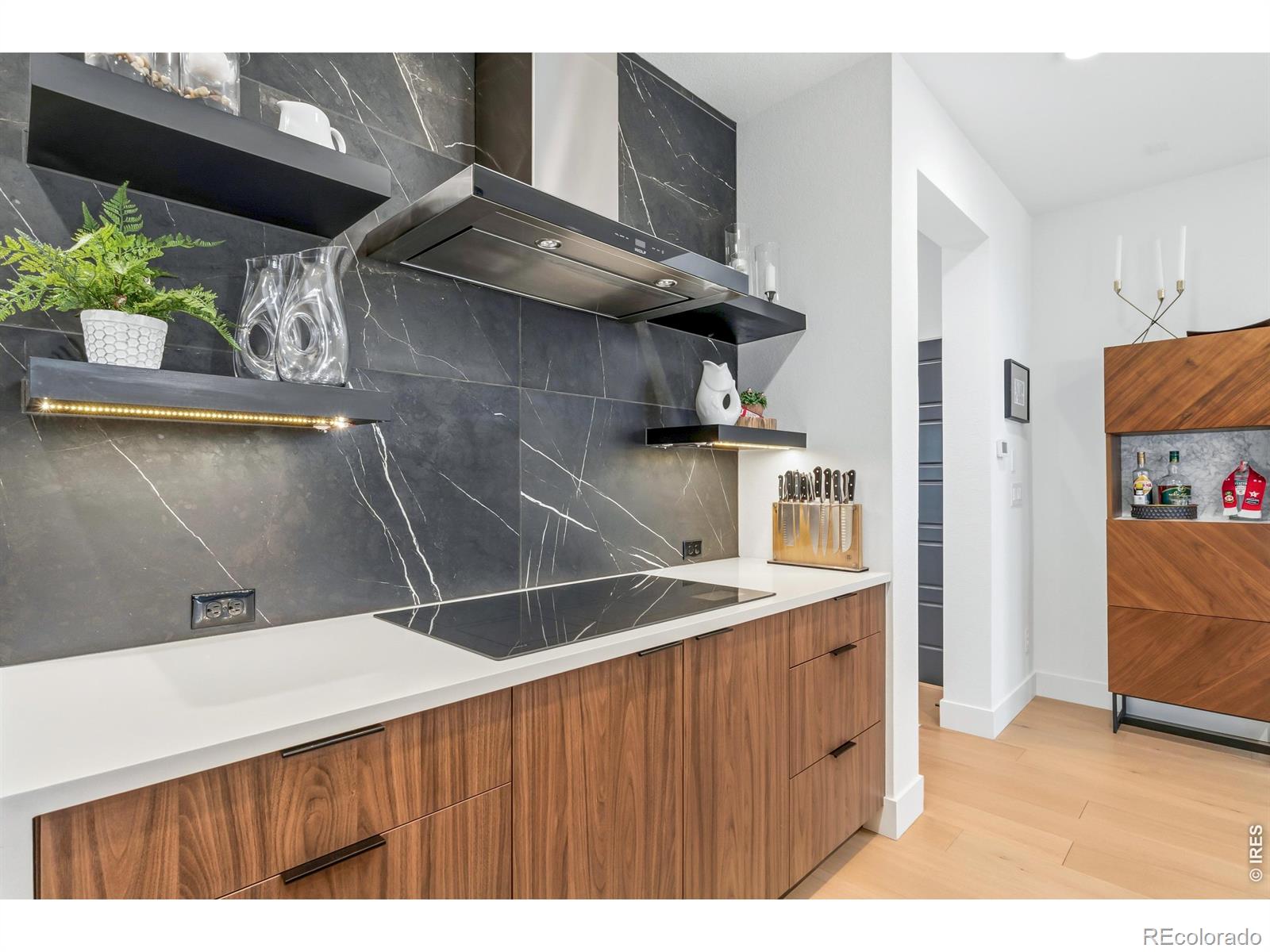 MLS Image #12 for 6306  elmira court,denver, Colorado