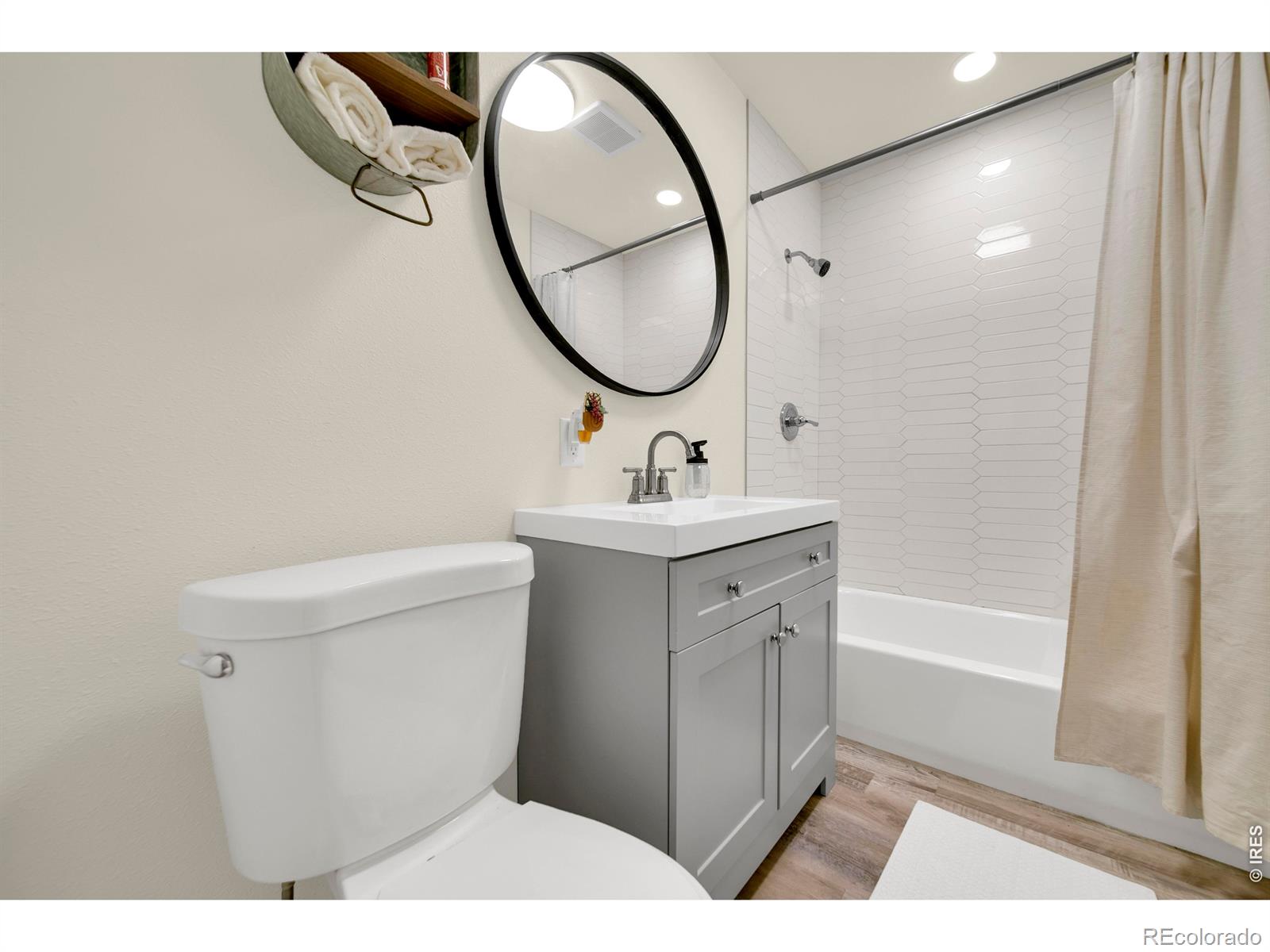 MLS Image #13 for 723  simpson street,fort morgan, Colorado