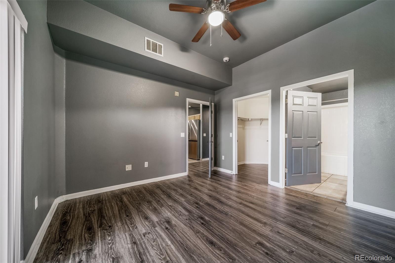 MLS Image #19 for 15475  andrews drive 305,denver, Colorado