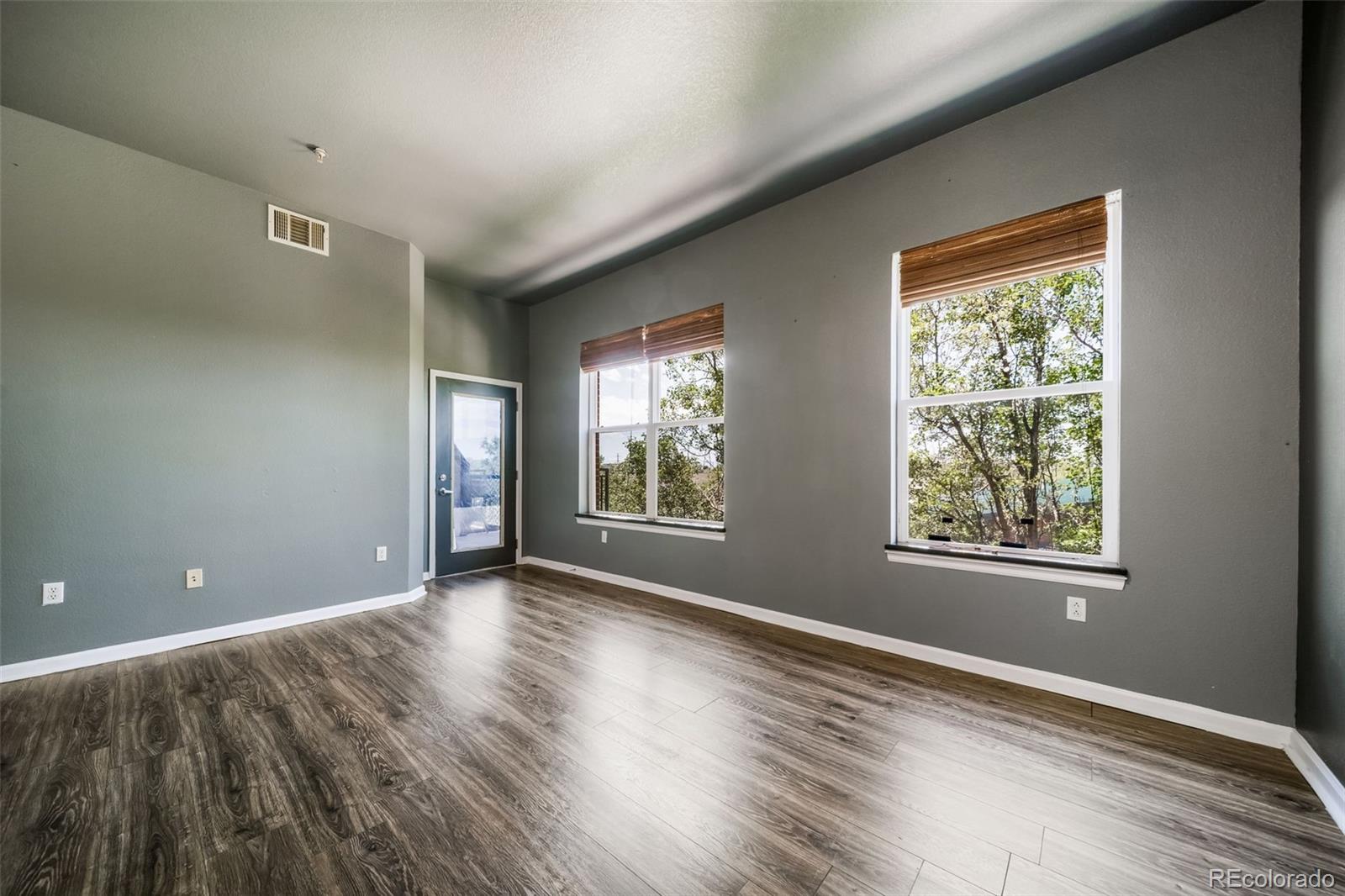 MLS Image #8 for 15475  andrews drive 305,denver, Colorado