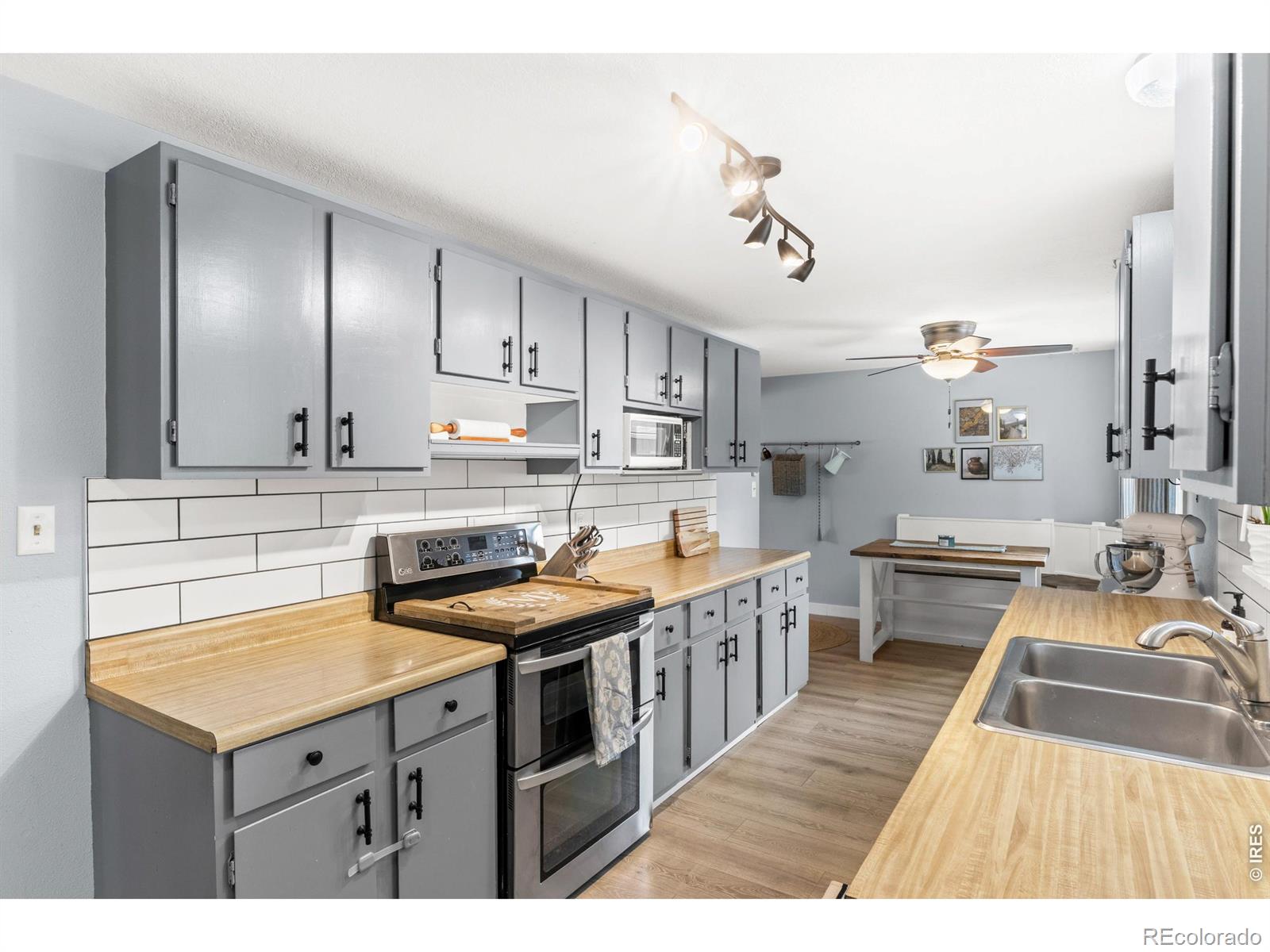 MLS Image #6 for 708  riverbend drive,fort collins, Colorado