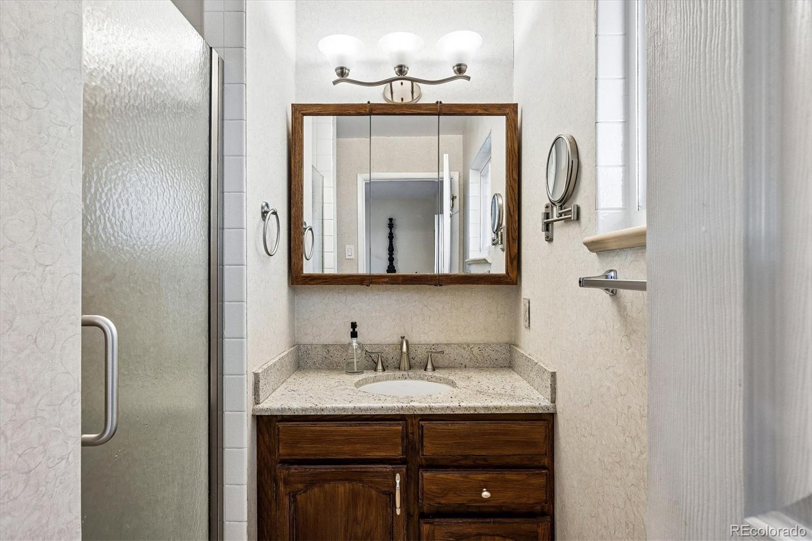 MLS Image #13 for 8264 e kenyon drive,denver, Colorado