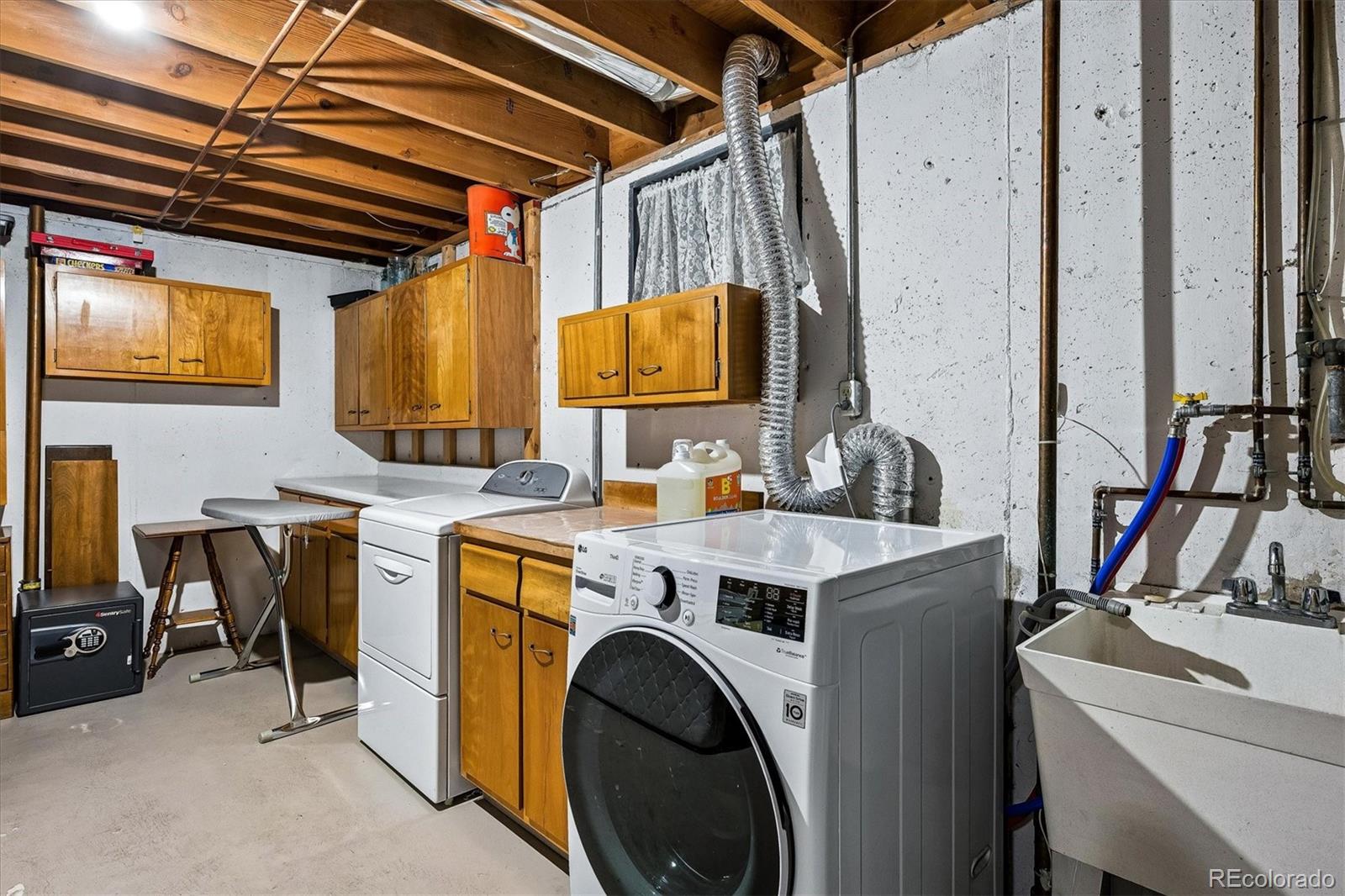 MLS Image #22 for 8264 e kenyon drive,denver, Colorado