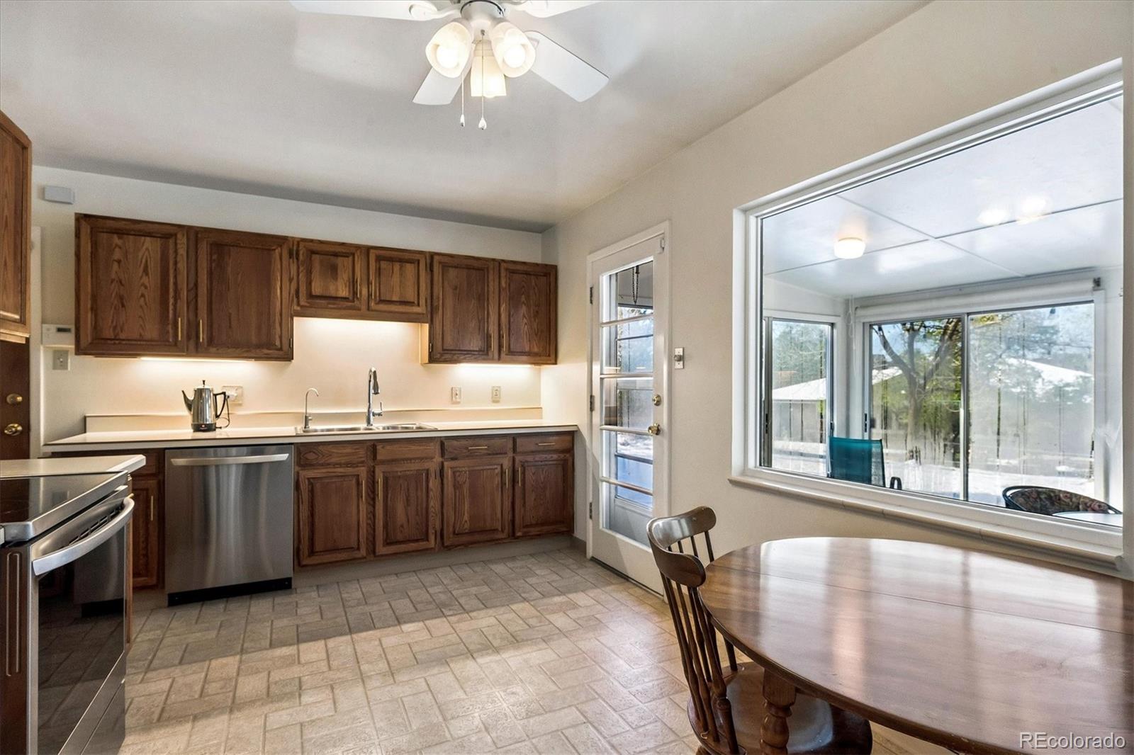MLS Image #7 for 8264 e kenyon drive,denver, Colorado