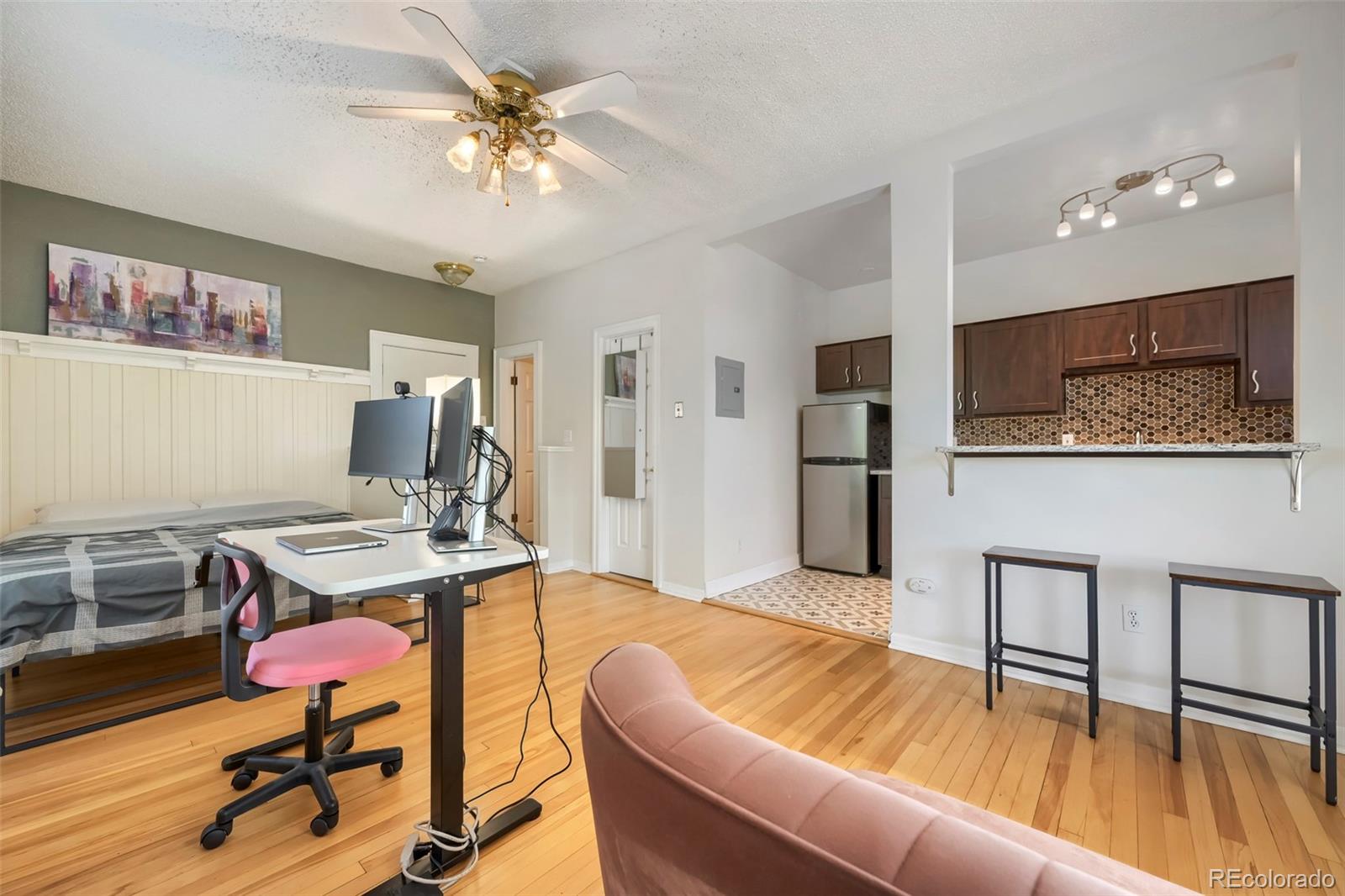 MLS Image #22 for 1356 n pearl street,denver, Colorado