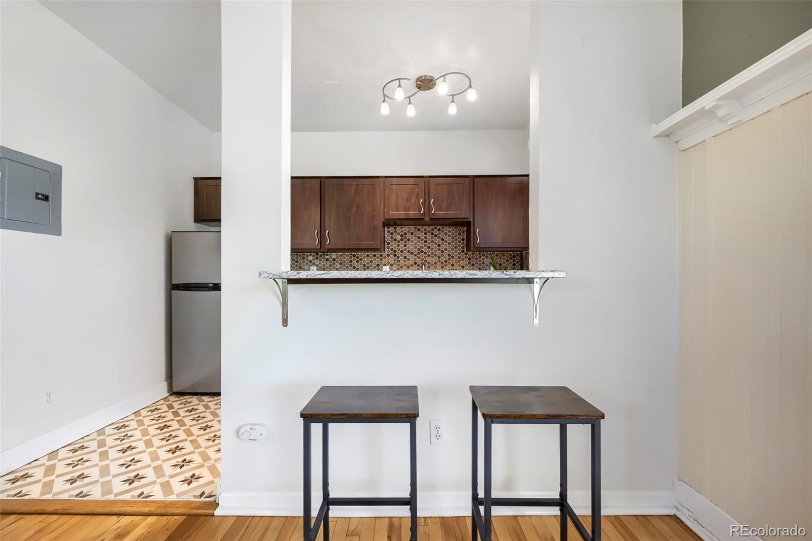 MLS Image #6 for 1356 n pearl street 202,denver, Colorado