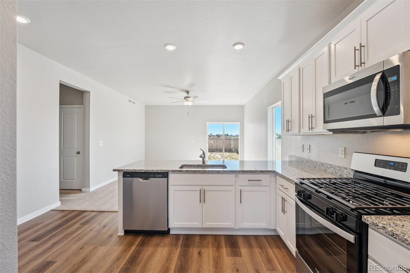 MLS Image #3 for 9390  telluride court,commerce city, Colorado