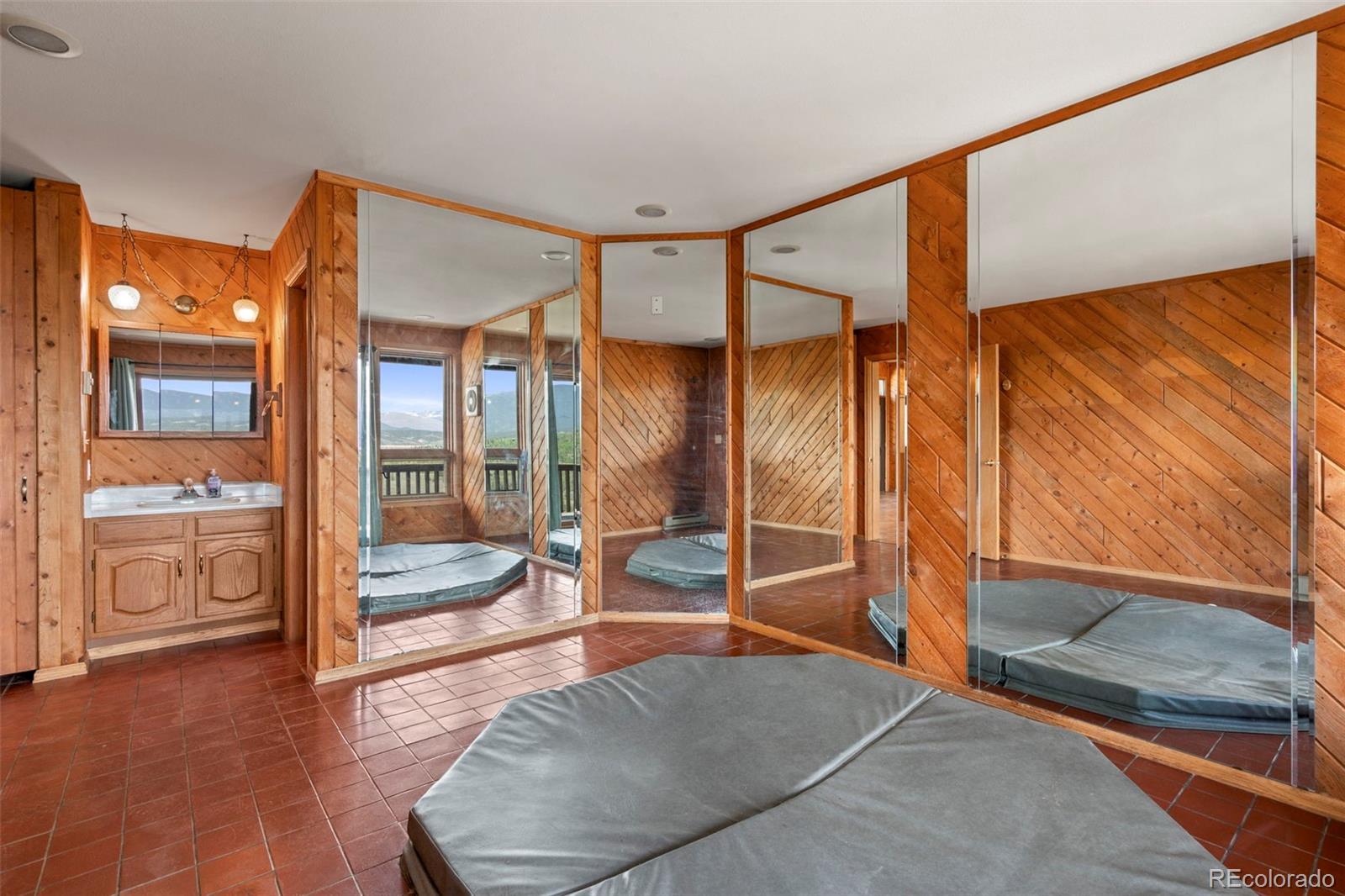 MLS Image #17 for 363  peaks point,granby, Colorado