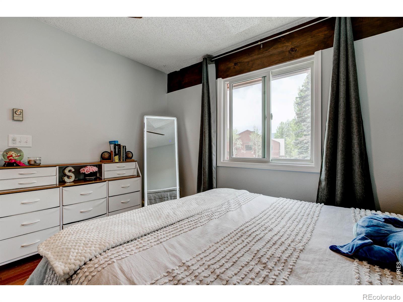 MLS Image #14 for 1050 s saint vrain avenue,estes park, Colorado