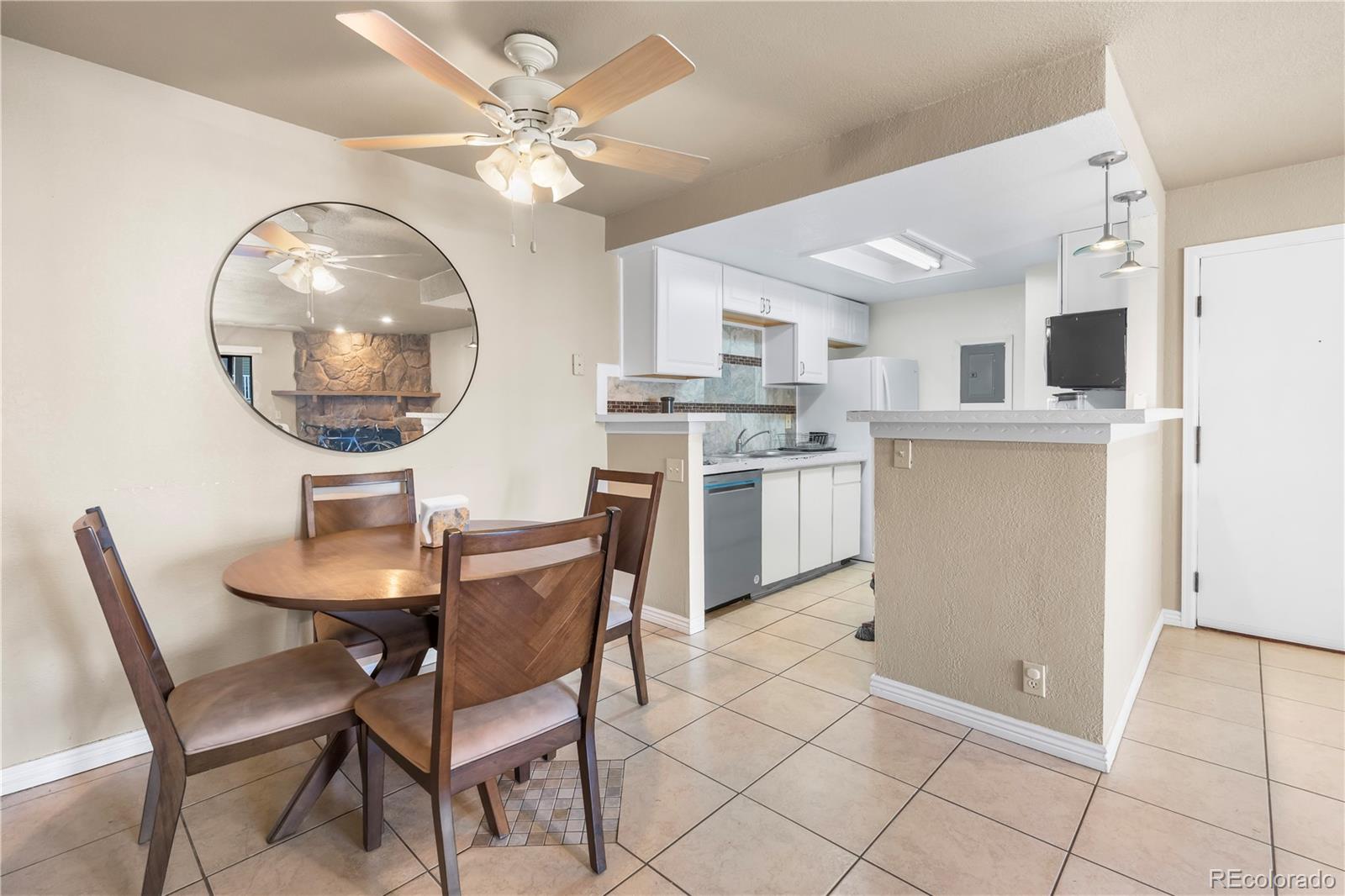 MLS Image #5 for 921 s walden street 105,aurora, Colorado