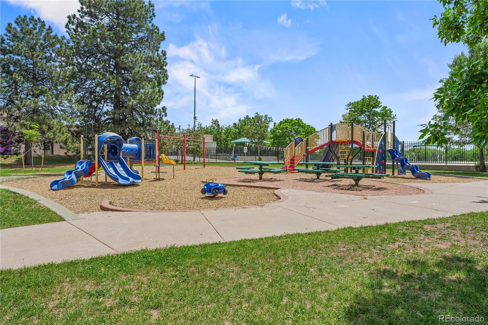MLS Image #8 for 2140 s sherman street,denver, Colorado