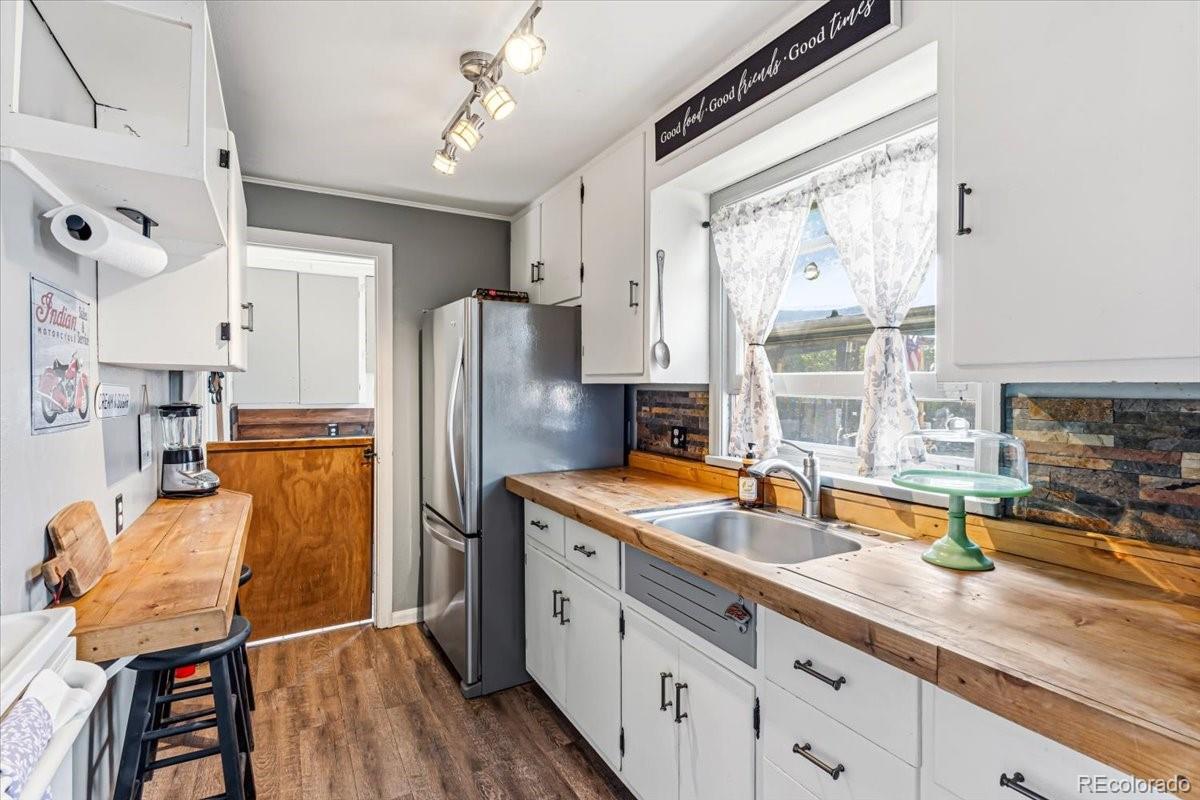 MLS Image #8 for 15335  arapahoe drive,golden, Colorado