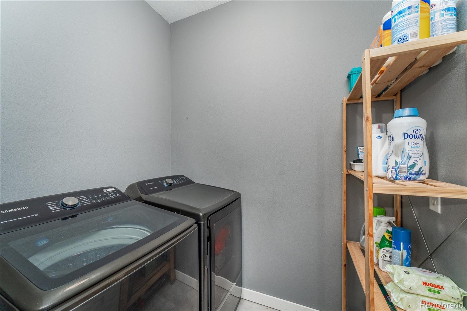 MLS Image #14 for 3923  nicki heights,colorado springs, Colorado
