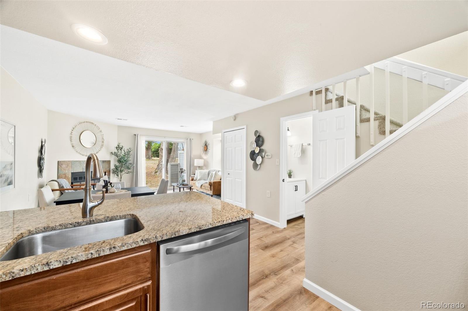 MLS Image #7 for 9433  lou drive,thornton, Colorado