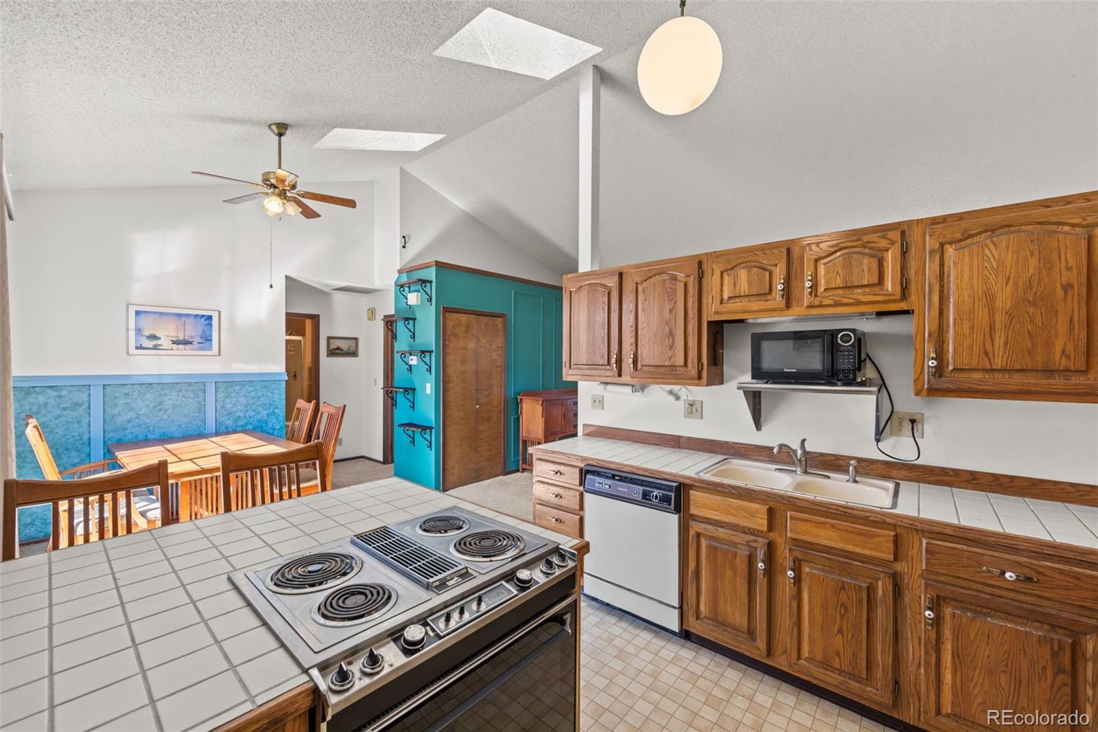 MLS Image #9 for 6512  foxdale circle,colorado springs, Colorado