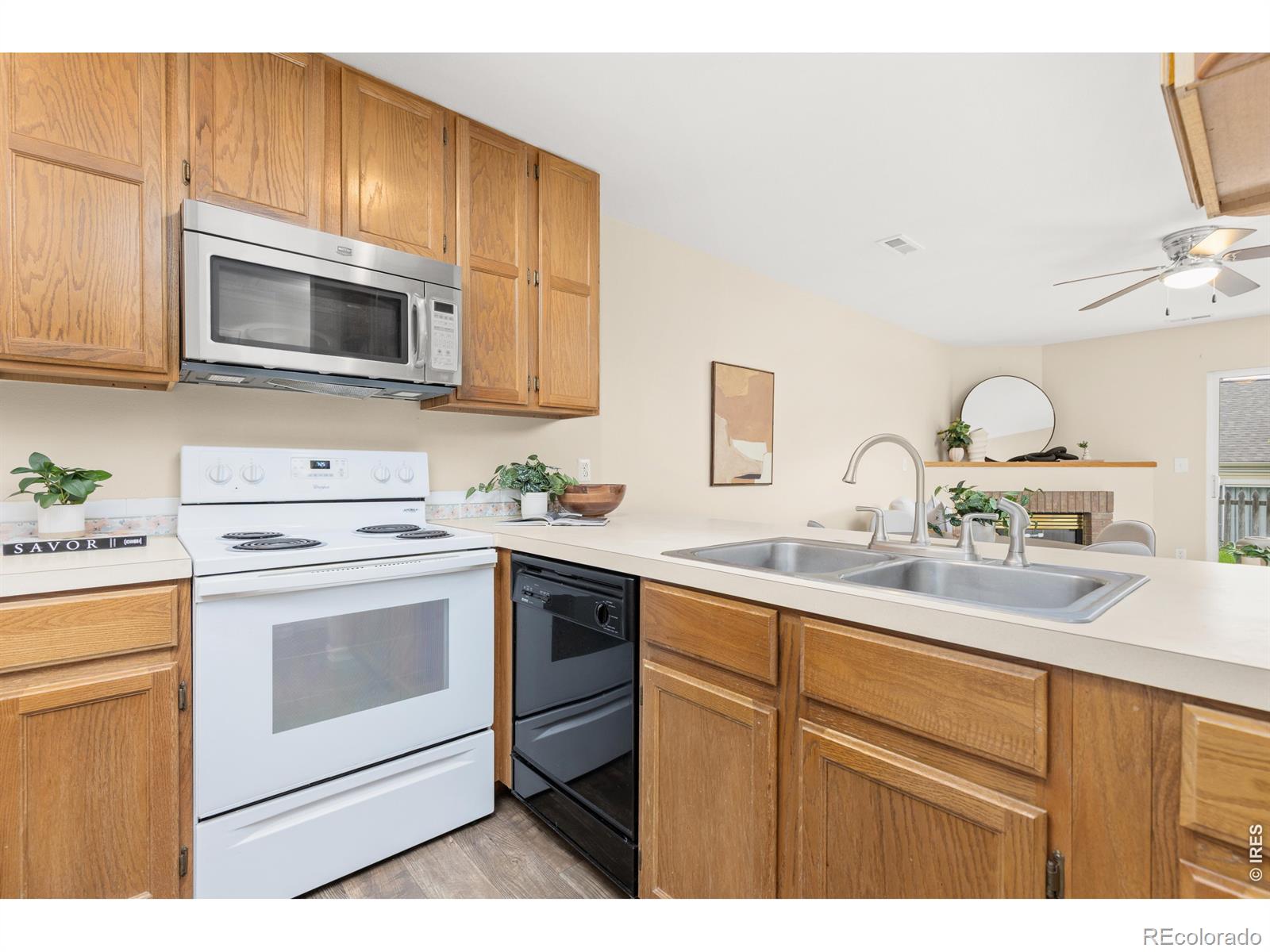 MLS Image #7 for 2960 w stuart street,fort collins, Colorado