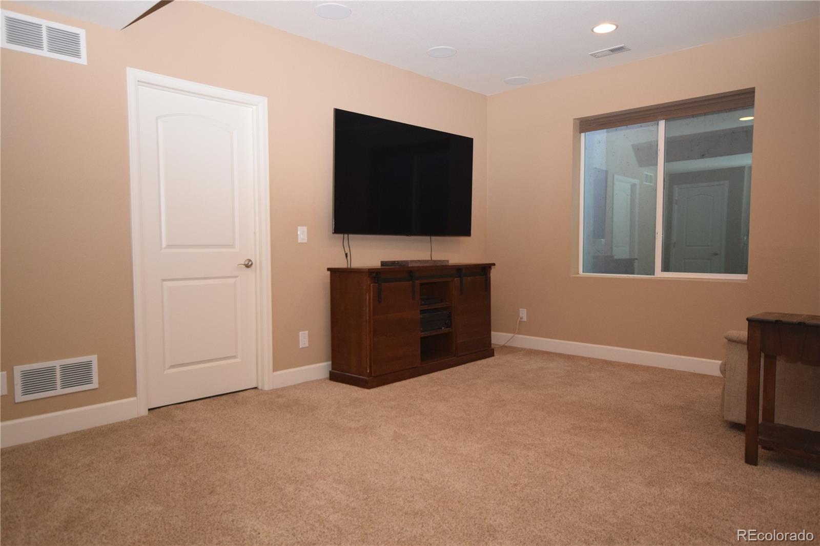 MLS Image #14 for 15982  st paul street,brighton, Colorado
