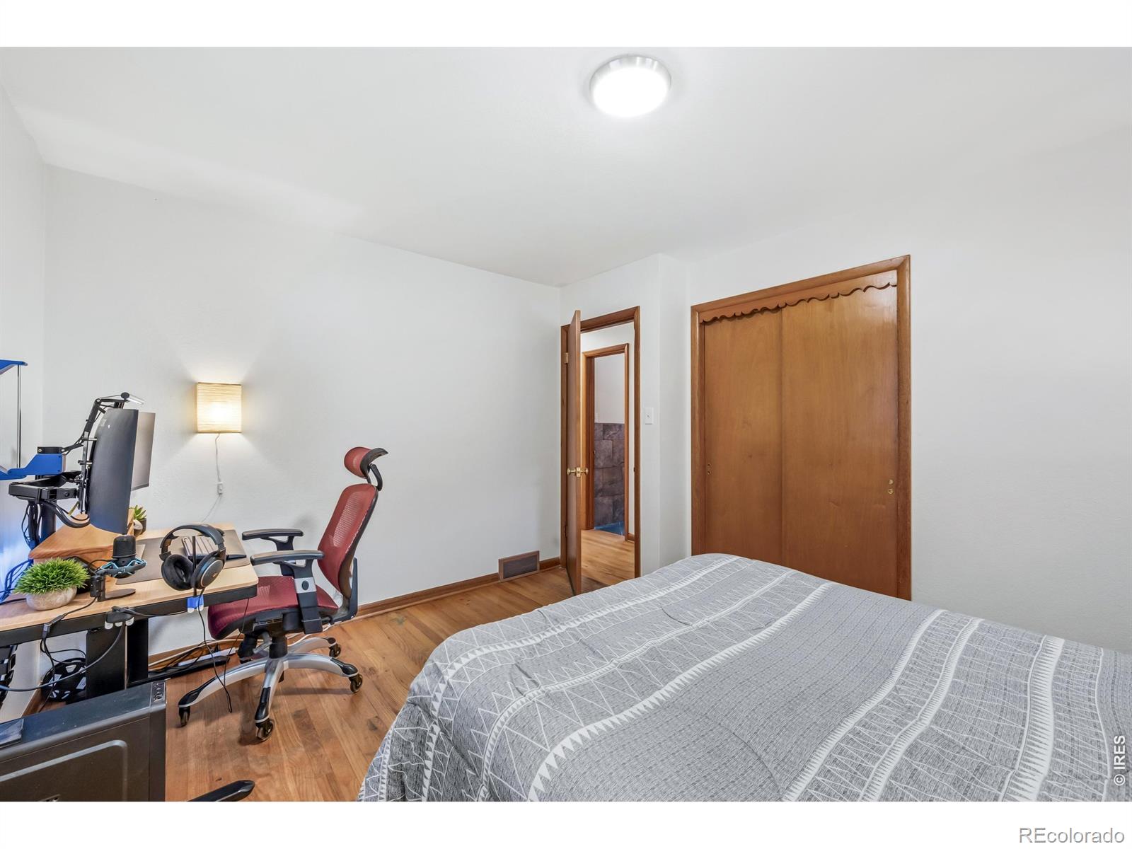 MLS Image #16 for 931  grant street,longmont, Colorado