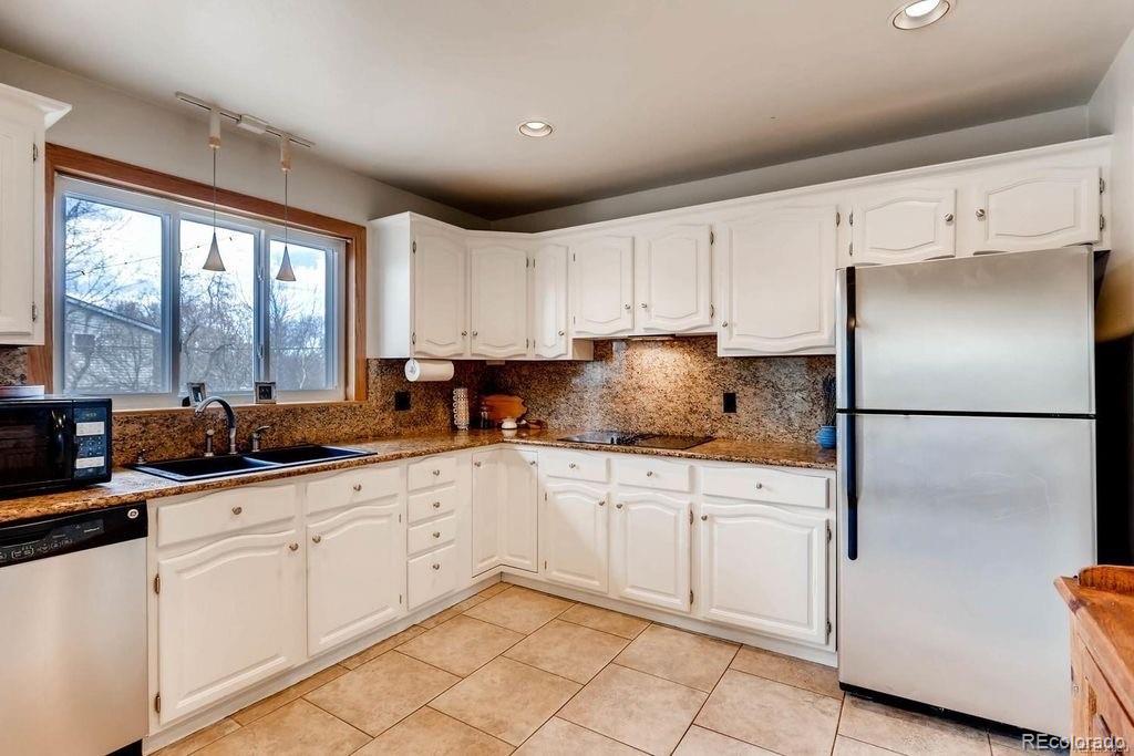 MLS Image #10 for 2285 e noble street,centennial, Colorado