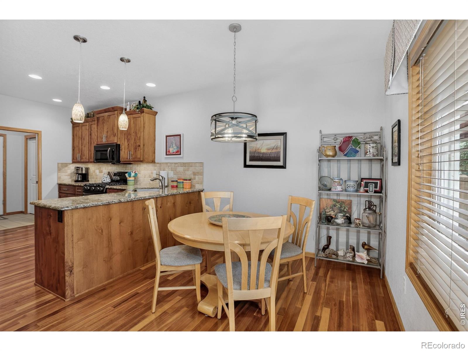 MLS Image #10 for 519  yuma court,fort collins, Colorado