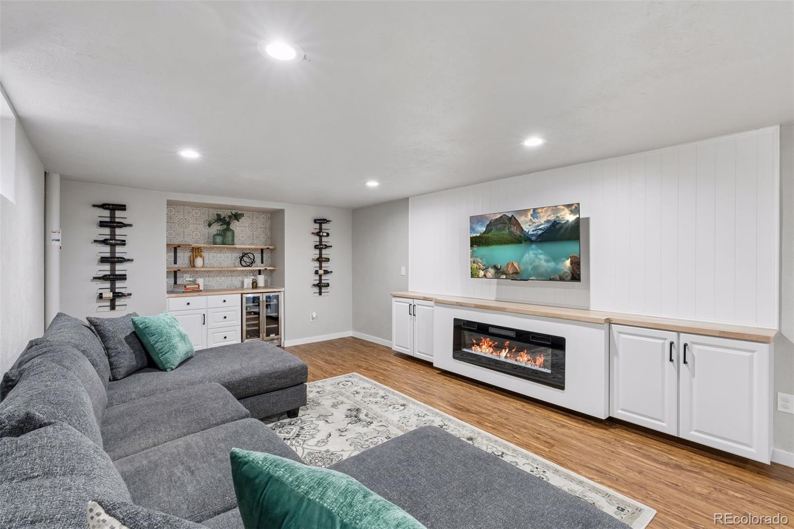 MLS Image #25 for 8308 w 72nd avenue,arvada, Colorado
